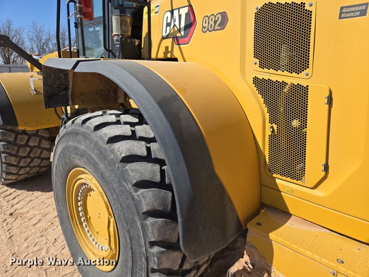 image for item DW1815 2022 Caterpillar 982 wheel loader