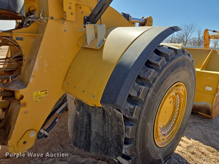 image for item DW1815 2022 Caterpillar 982 wheel loader