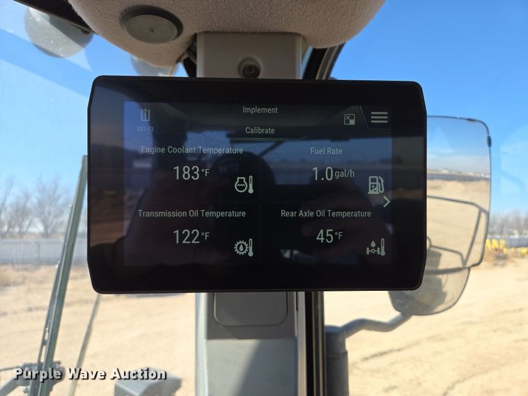 image for item DW1815 2022 Caterpillar 982 wheel loader