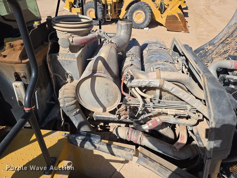 image for item DW1815 2022 Caterpillar 982 wheel loader