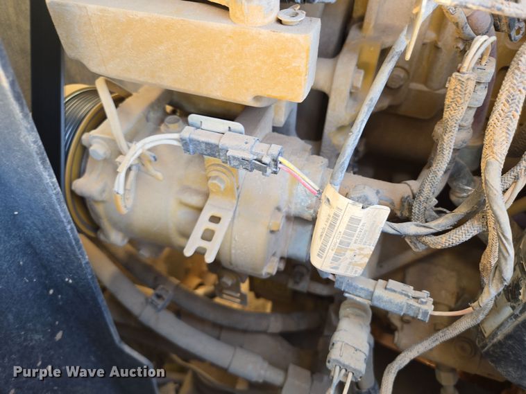 image for item DW1815 2022 Caterpillar 982 wheel loader