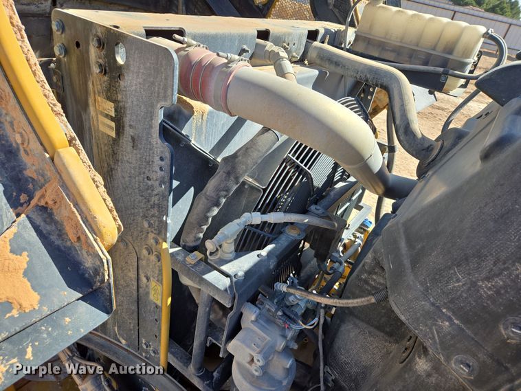 image for item DW1815 2022 Caterpillar 982 wheel loader