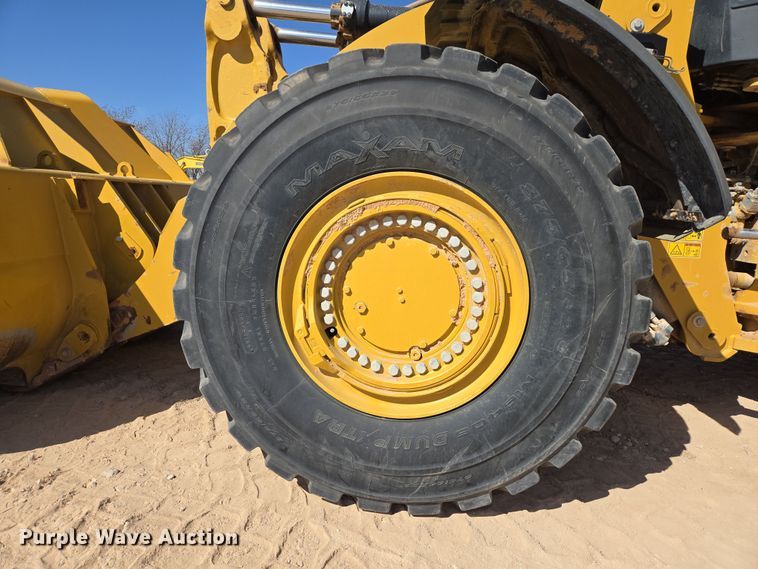 image for item DW1815 2022 Caterpillar 982 wheel loader
