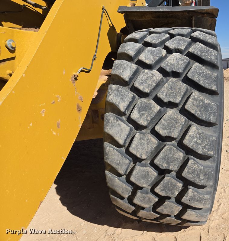 image for item DW1815 2022 Caterpillar 982 wheel loader
