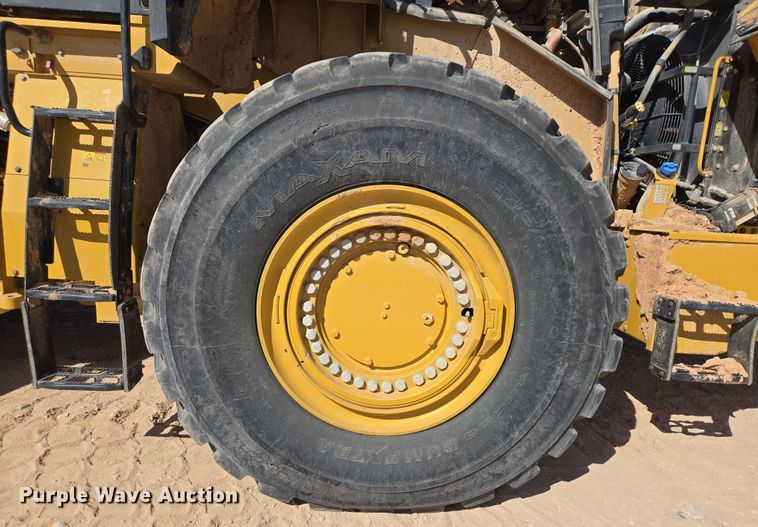 image for item DW1815 2022 Caterpillar 982 wheel loader