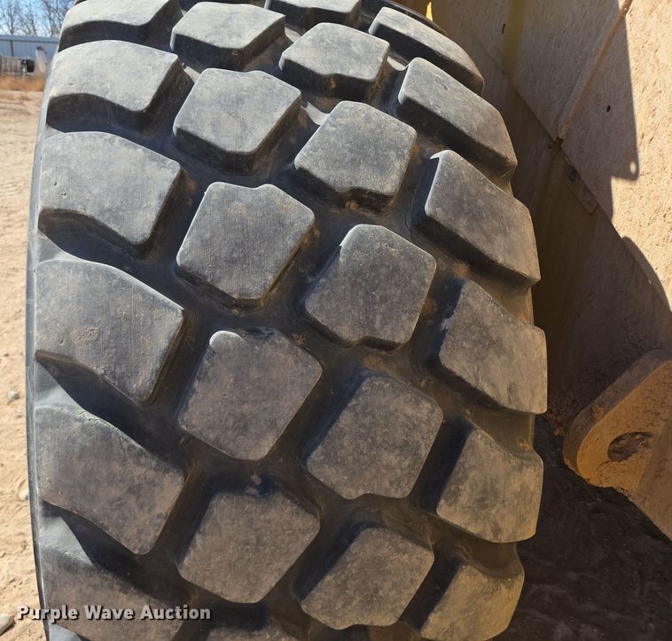 image for item DW1815 2022 Caterpillar 982 wheel loader