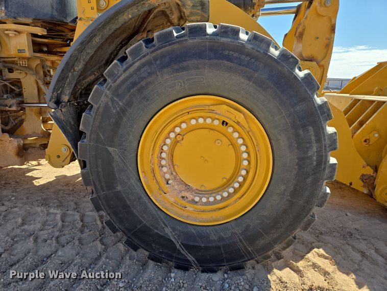 image for item DW1815 2022 Caterpillar 982 wheel loader