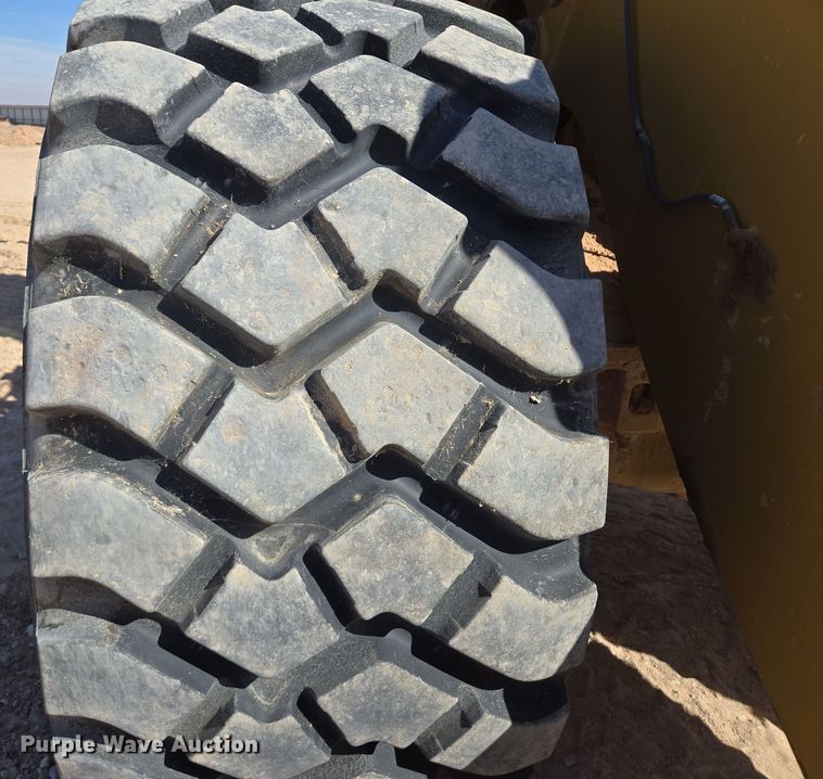 image for item DW1815 2022 Caterpillar 982 wheel loader