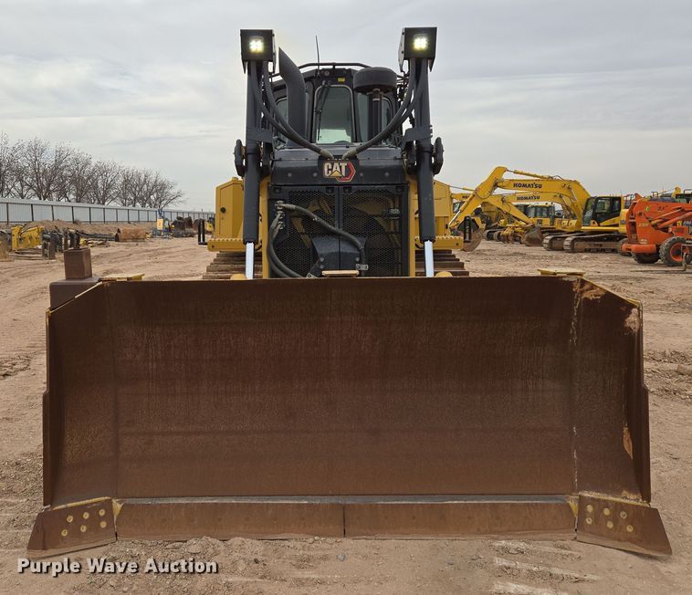image for item DW1816 2020 Caterpillar D6 dozer