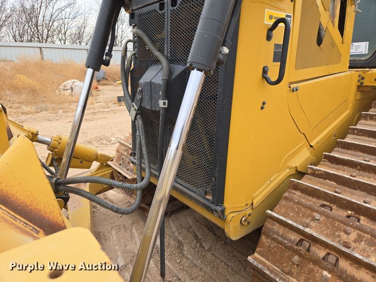 image for item DW1816 2020 Caterpillar D6 dozer
