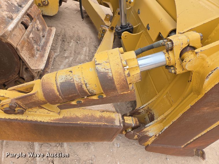 image for item DW1816 2020 Caterpillar D6 dozer