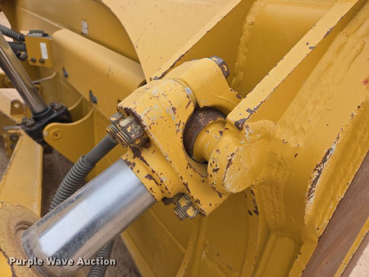 image for item DW1816 2020 Caterpillar D6 dozer