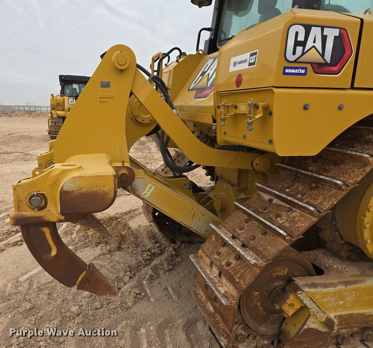 image for item DW1816 2020 Caterpillar D6 dozer