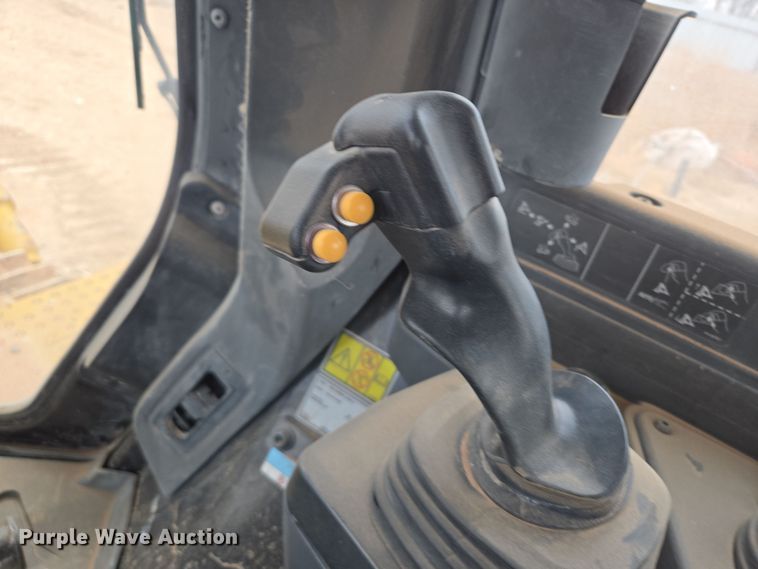 image for item DW1816 2020 Caterpillar D6 dozer