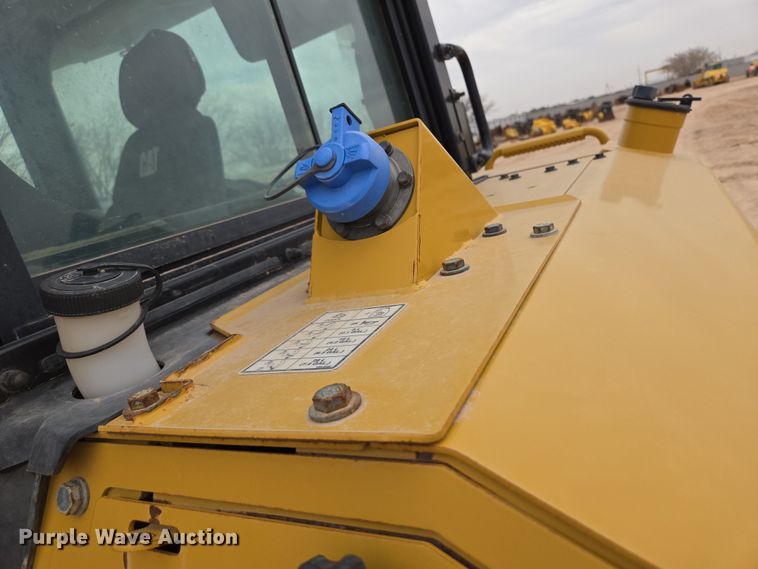 image for item DW1816 2020 Caterpillar D6 dozer