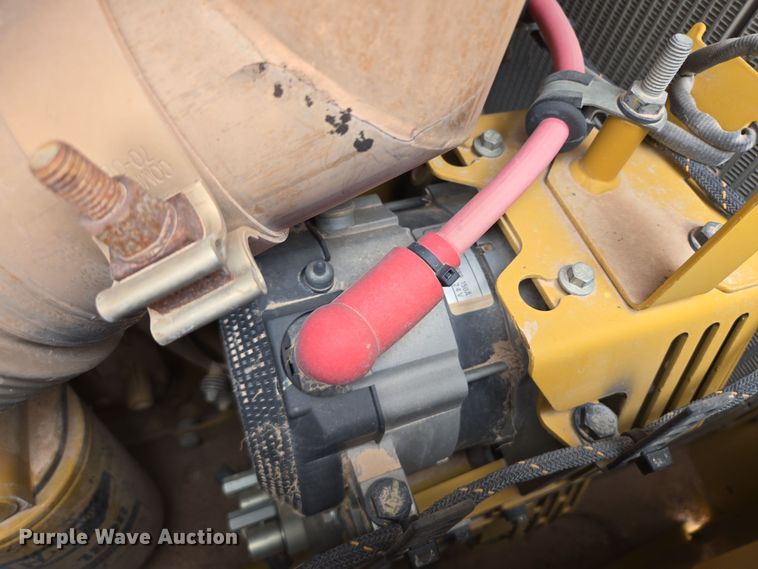 image for item DW1816 2020 Caterpillar D6 dozer