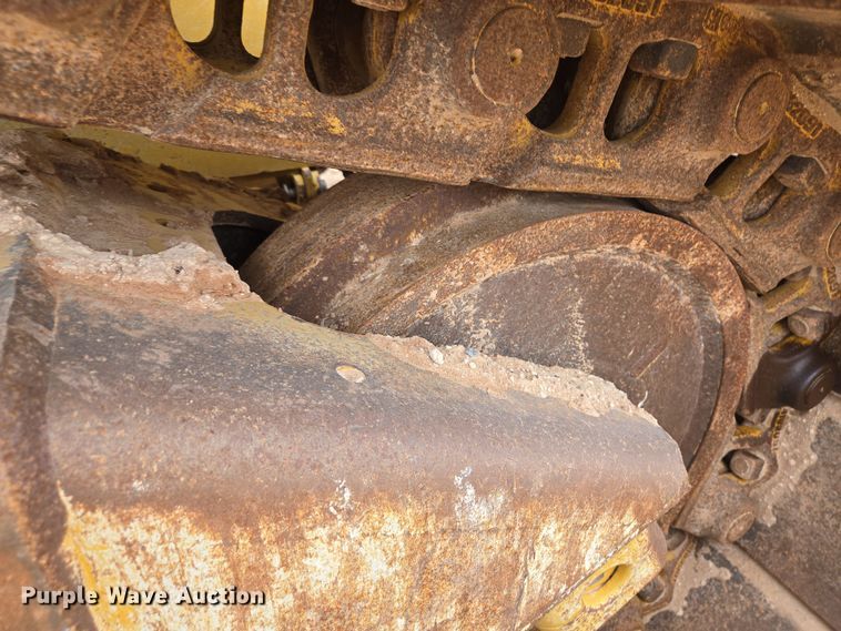 image for item DW1816 2020 Caterpillar D6 dozer