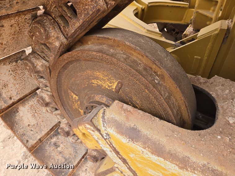 image for item DW1816 2020 Caterpillar D6 dozer