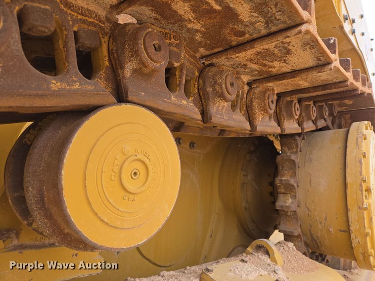 image for item DW1816 2020 Caterpillar D6 dozer