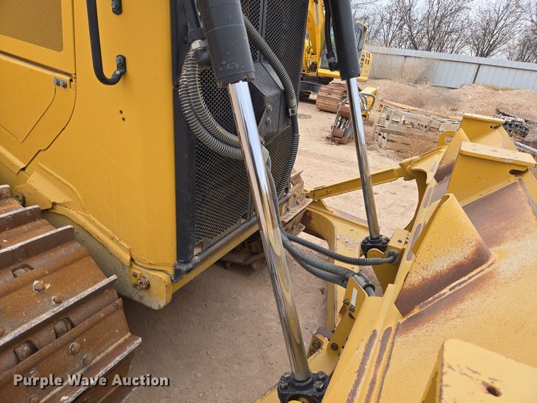 image for item DW1817 2020 Caterpillar D6 dozer