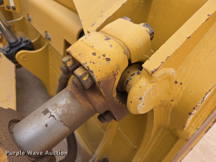 image for item DW1817 2020 Caterpillar D6 dozer