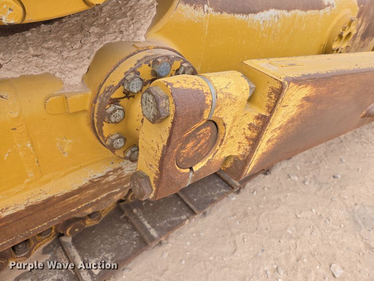 image for item DW1817 2020 Caterpillar D6 dozer