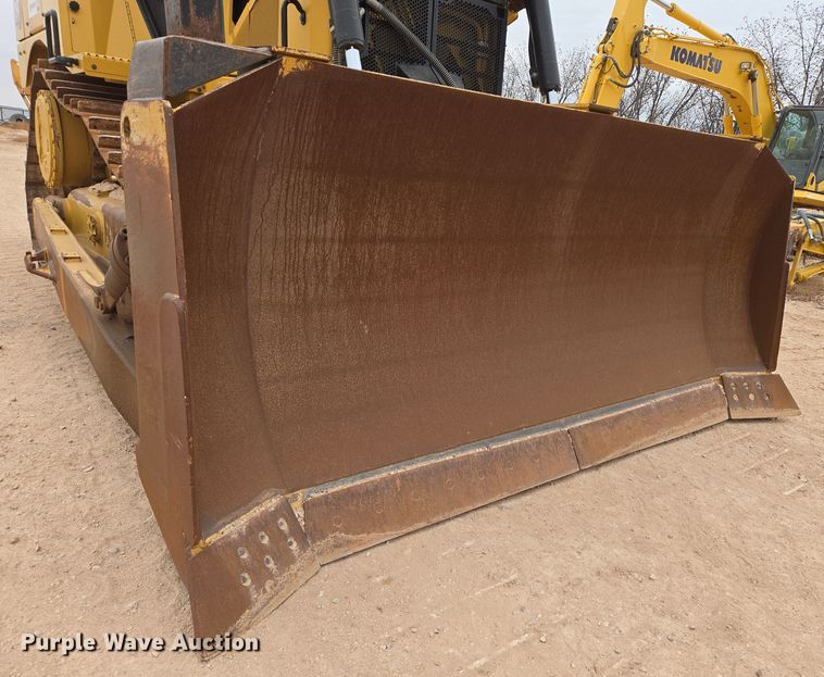 image for item DW1817 2020 Caterpillar D6 dozer