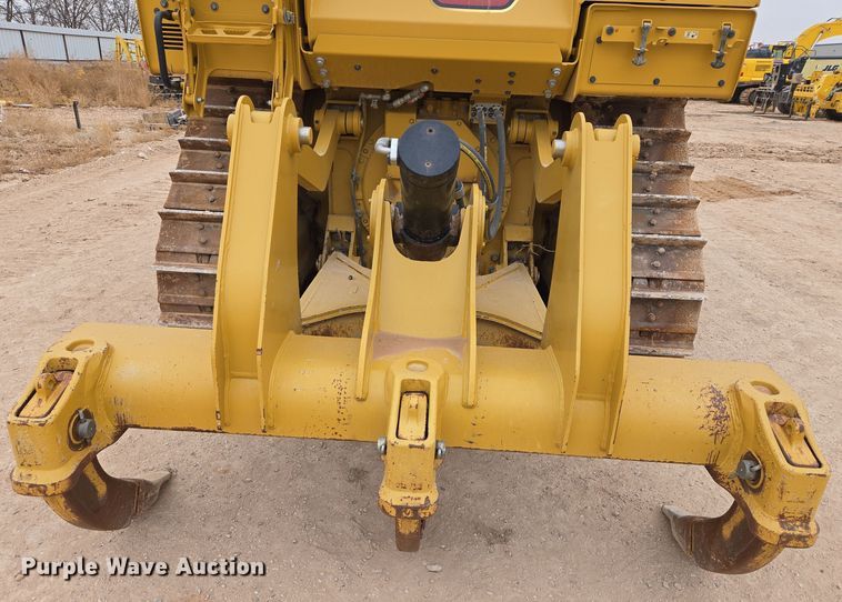 image for item DW1817 2020 Caterpillar D6 dozer