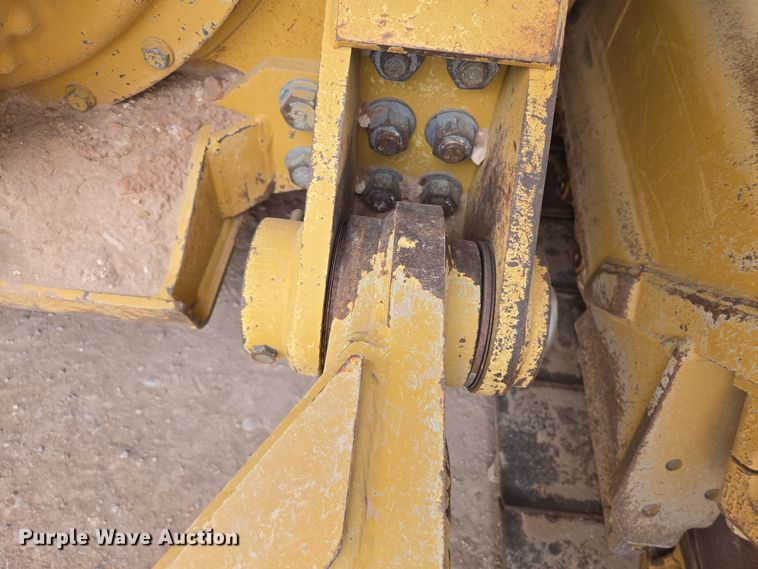 image for item DW1817 2020 Caterpillar D6 dozer