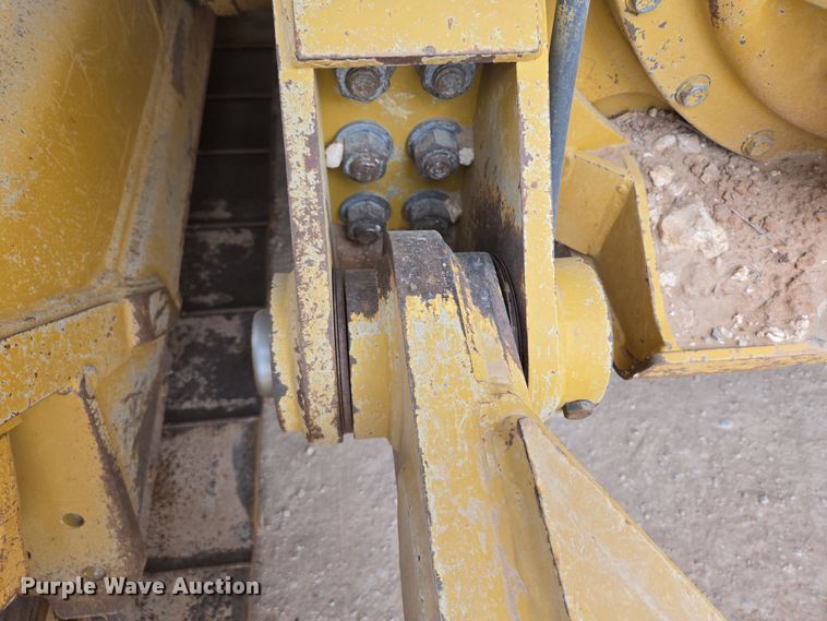 image for item DW1817 2020 Caterpillar D6 dozer