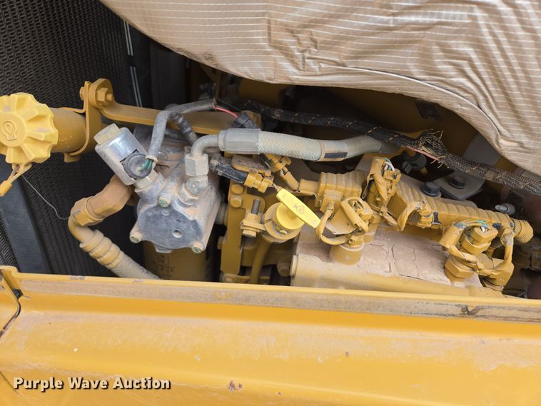 image for item DW1817 2020 Caterpillar D6 dozer