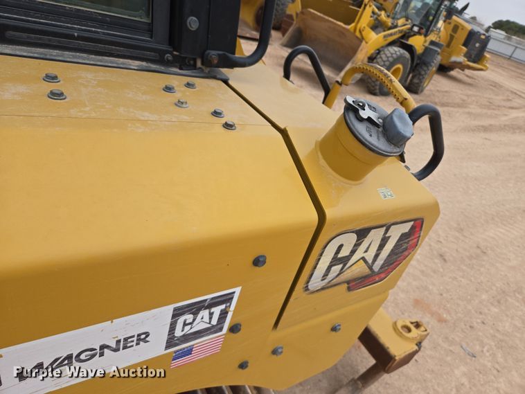 image for item DW1817 2020 Caterpillar D6 dozer