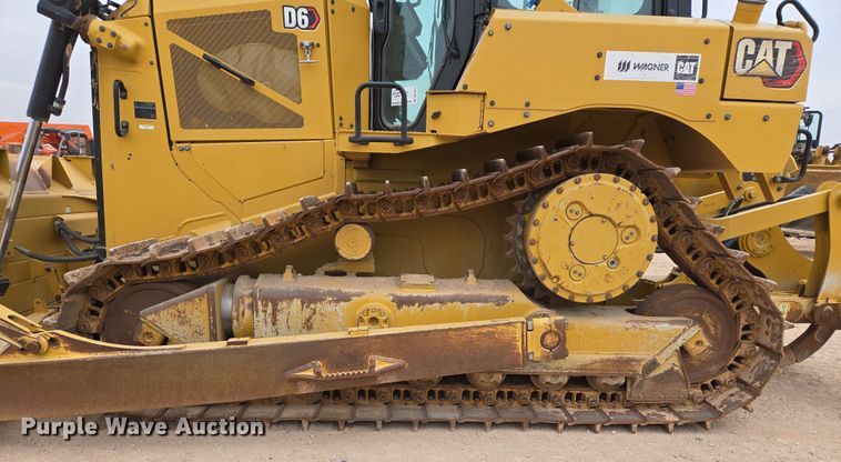image for item DW1817 2020 Caterpillar D6 dozer