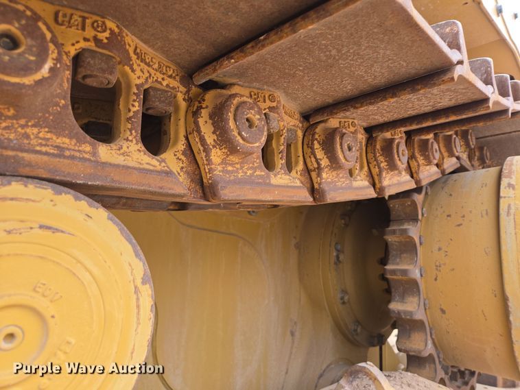 image for item DW1817 2020 Caterpillar D6 dozer