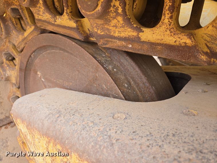 image for item DW1817 2020 Caterpillar D6 dozer