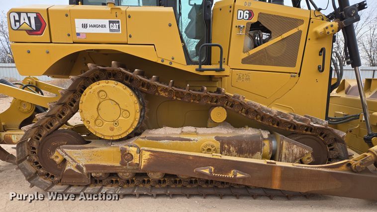image for item DW1817 2020 Caterpillar D6 dozer