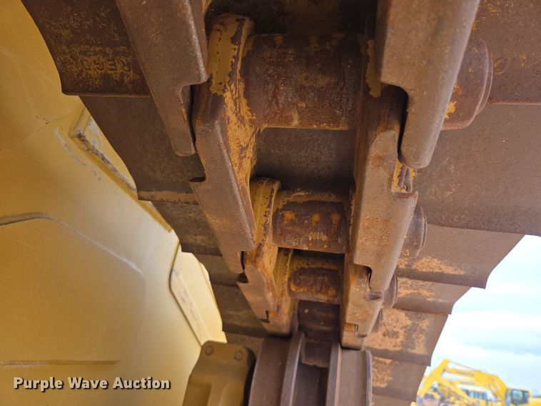 image for item DW1817 2020 Caterpillar D6 dozer