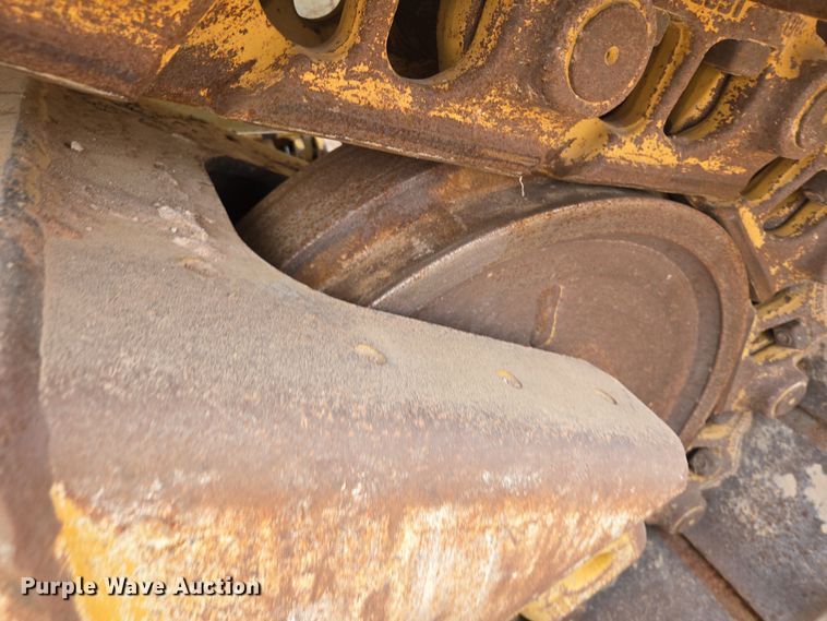 image for item DW1817 2020 Caterpillar D6 dozer