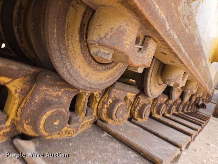 image for item DW1817 2020 Caterpillar D6 dozer