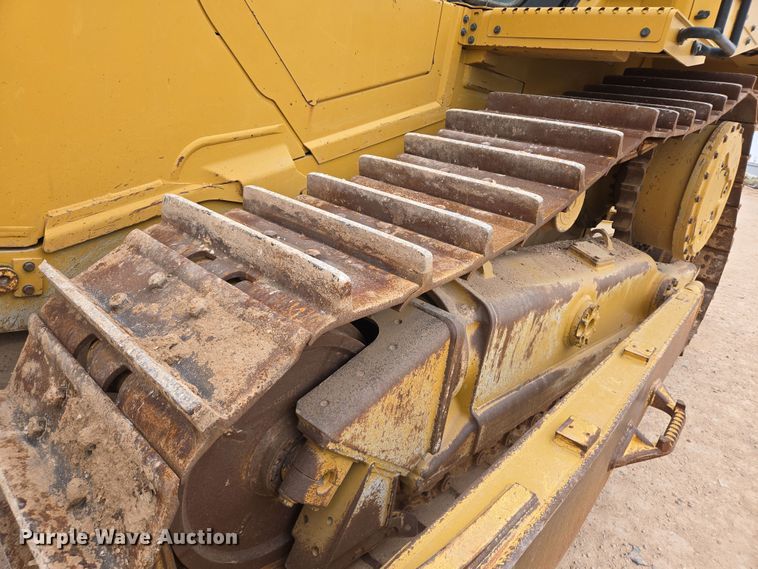 image for item DW1817 2020 Caterpillar D6 dozer