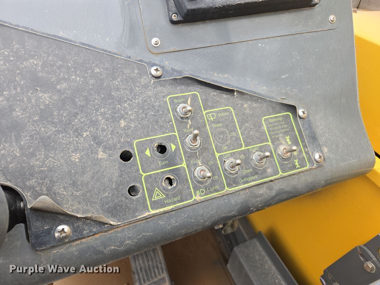 image for item DW1818 2018 Xtreme XR1245 telehandler