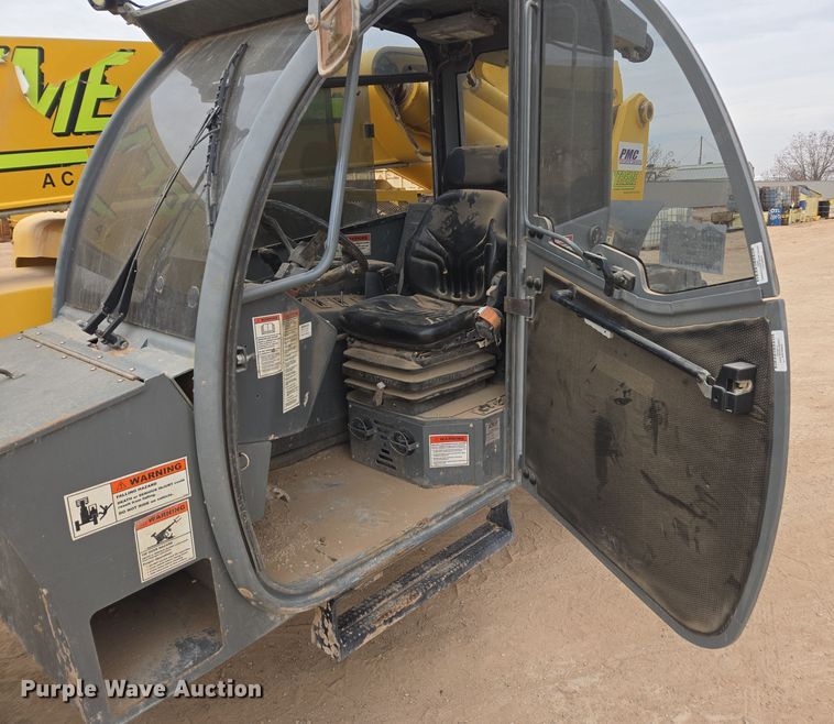 image for item DW1819 2018 Xtreme XR1255 telehandler