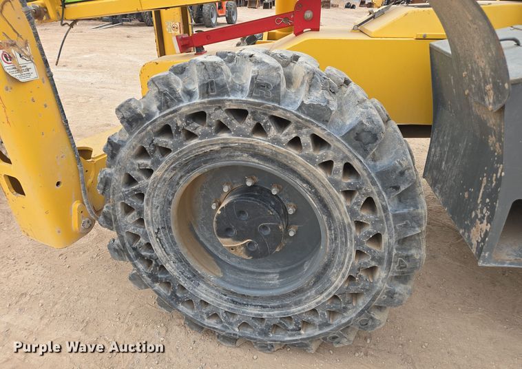 image for item DW1819 2018 Xtreme XR1255 telehandler