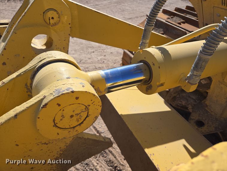 image for item DW1821 2018 Komatsu D65EXi-18 dozer