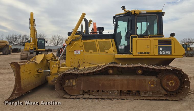 image for item DW1822 2019 Komatsu D65PX-18 dozer