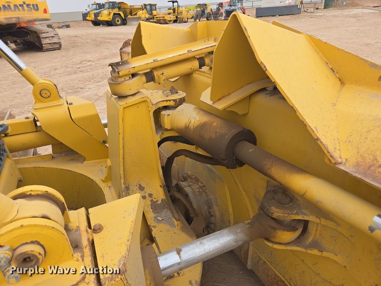 image for item DW1822 2019 Komatsu D65PX-18 dozer