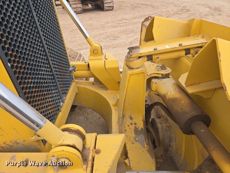 image for item DW1822 2019 Komatsu D65PX-18 dozer
