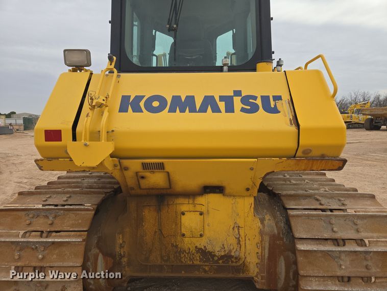 image for item DW1822 2019 Komatsu D65PX-18 dozer