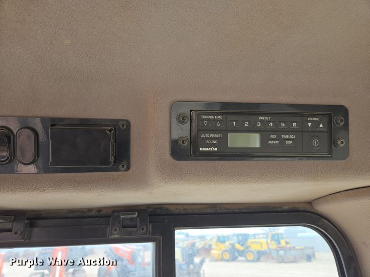 image for item DW1822 2019 Komatsu D65PX-18 dozer