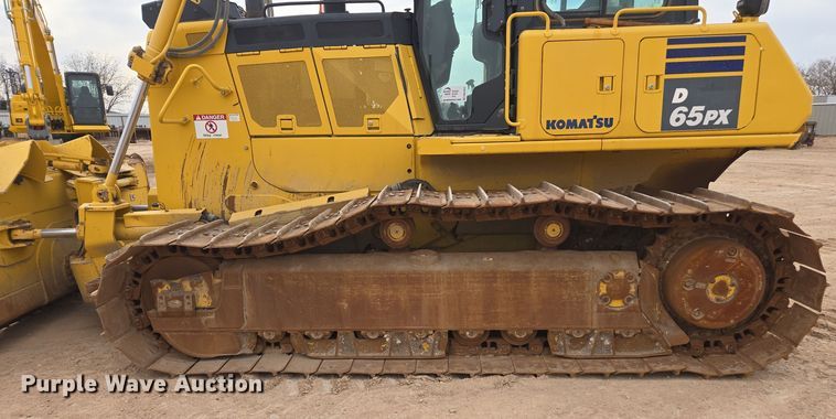 image for item DW1822 2019 Komatsu D65PX-18 dozer